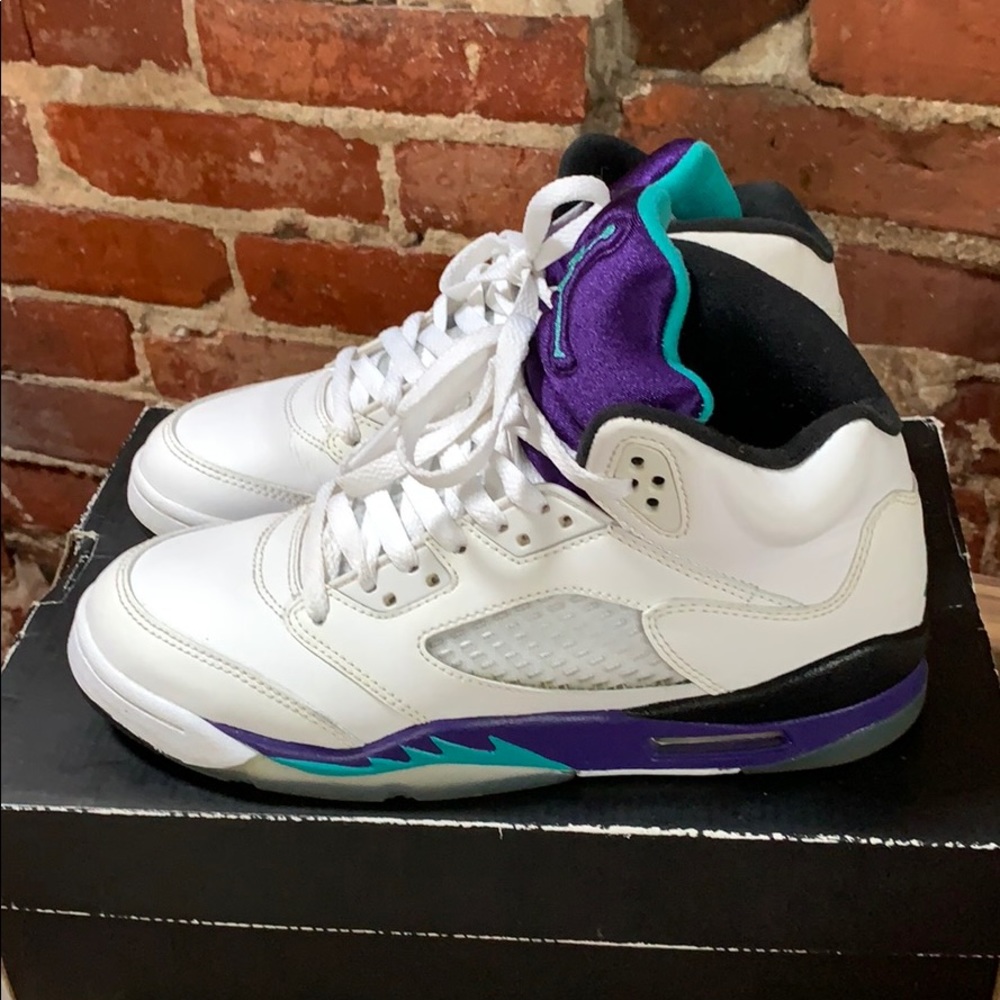2013 release Jordan Retro Grape 5’s